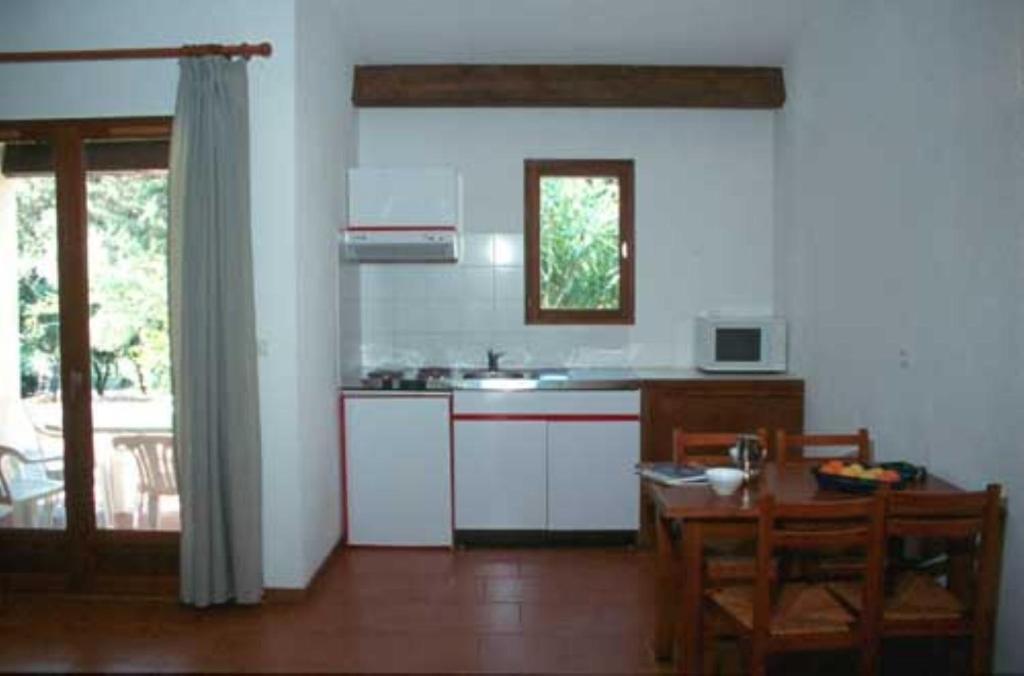 Residence Mari Di Soli Porto-Vecchio  Oda fotoğraf